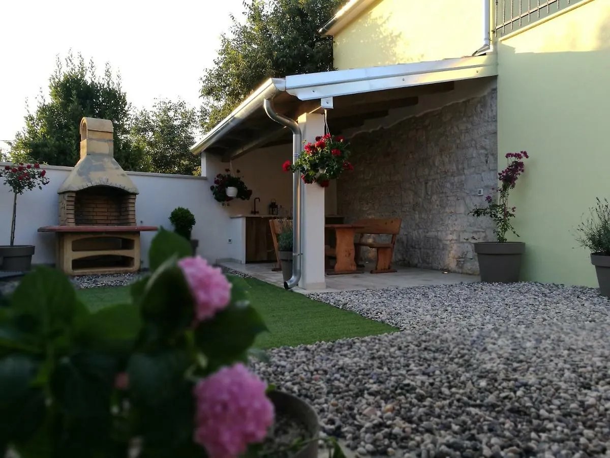 Сasa de vacaciones Villa House Ana Kanfanar